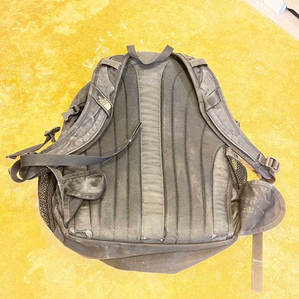 Backpack - Picture 5 of 6